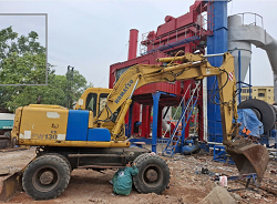 Máy đào bánh lốp Komatsu PW130-6