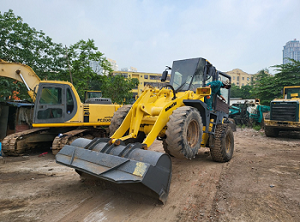 Máy xúc lật Komatsu WA120-3 - SX1997