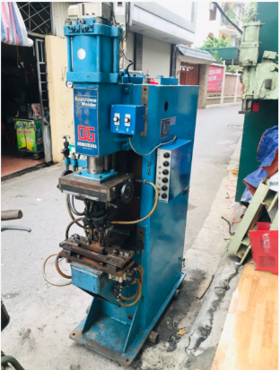 Máy hàn bấm 85KVA Nhật