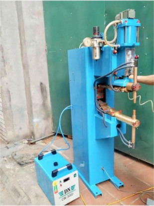 Máy hàn điểm DC 35KVA