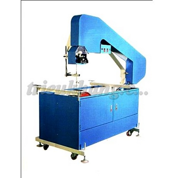 Máy cắt gòn gạc y tế cố định