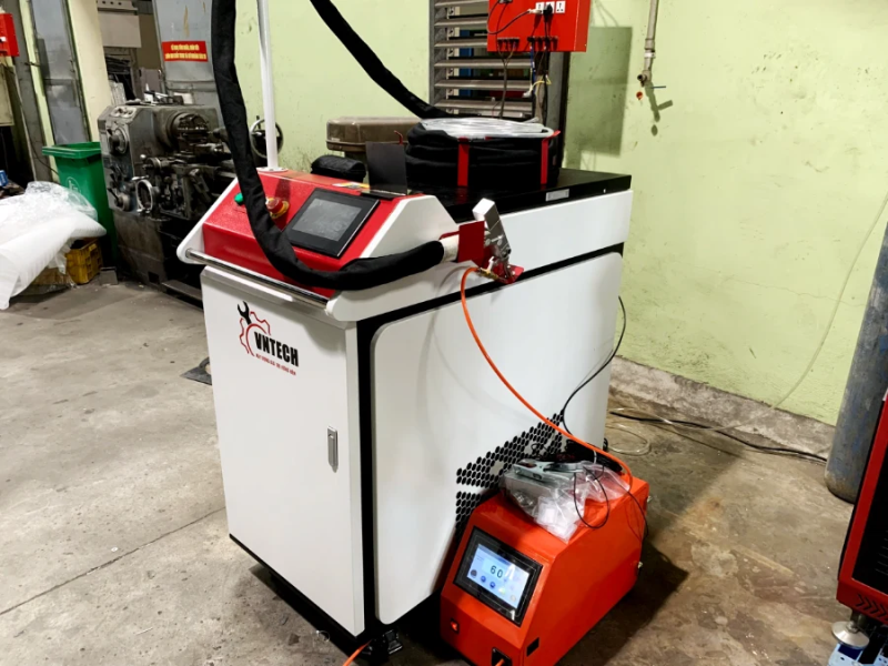 Máy hàn laser 3000W – LW 3000
