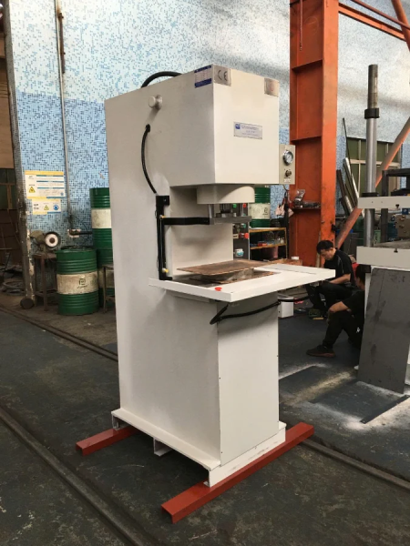 Máy Ép Thủy Lực 10 tấn SP-10S