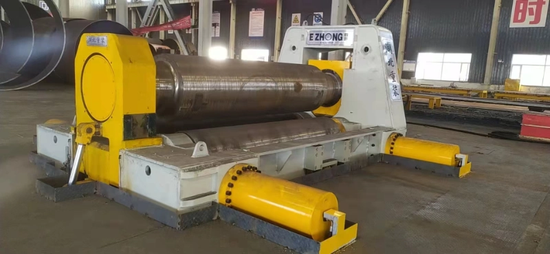 Máy lốc tôn hạng nặng EZW11S-120/3200