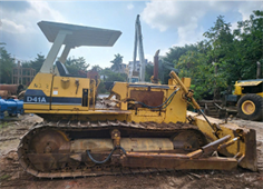 Máy ủi Komatsu D41P-5