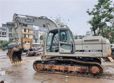 Máy đào bánh xích Doosan DX220LC đời 2010