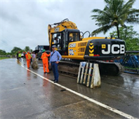 Máy đào bánh xích JCB JS205SC - Mới 100%