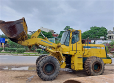 Xúc lật Kawasaki 80ZIV- S/N 7427