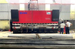 Máy chấn tôn thủy lực 400 tấn – PBH 400T/6200