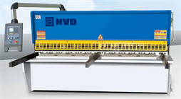 Máy Chặt Tôn Thủy Lực NC