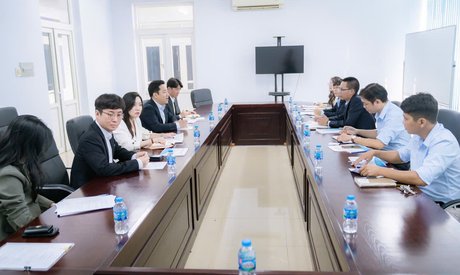 Trung tâm Ứng dụng tiến bộ khoa học và công nghệ (CASTA) làm việc với Công ty PHAROS MARINE. INC. (Hàn Quốc): Phát triển mô hình thử nghiệm  giao thông thủy thân thiện môi trường tại khu vực ĐBSCL